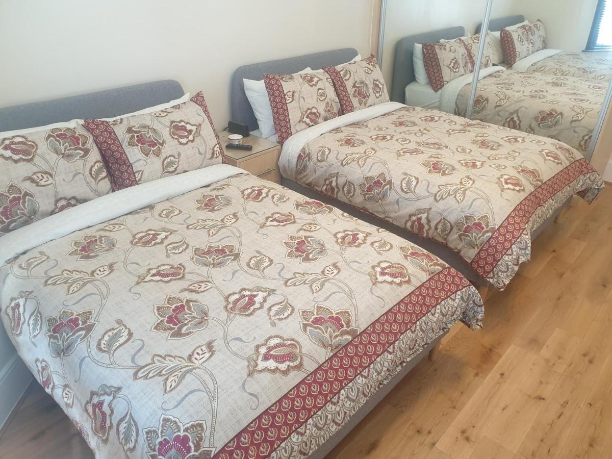 London Luxury 2 Bedroom Flat 5Min Walk From Overground, With Free Wifi, Free Parking-Sleeps X6 Ίλφορντ Εξωτερικό φωτογραφία